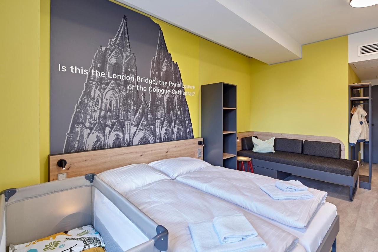 Meininger Hotel Koeln West Exteriér fotografie